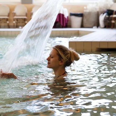 & Terme 3* Баньи-ди-Лукка