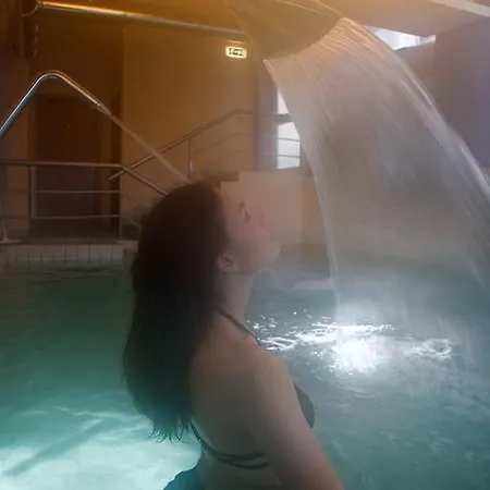 & Terme 3* Баньи-ди-Лукка